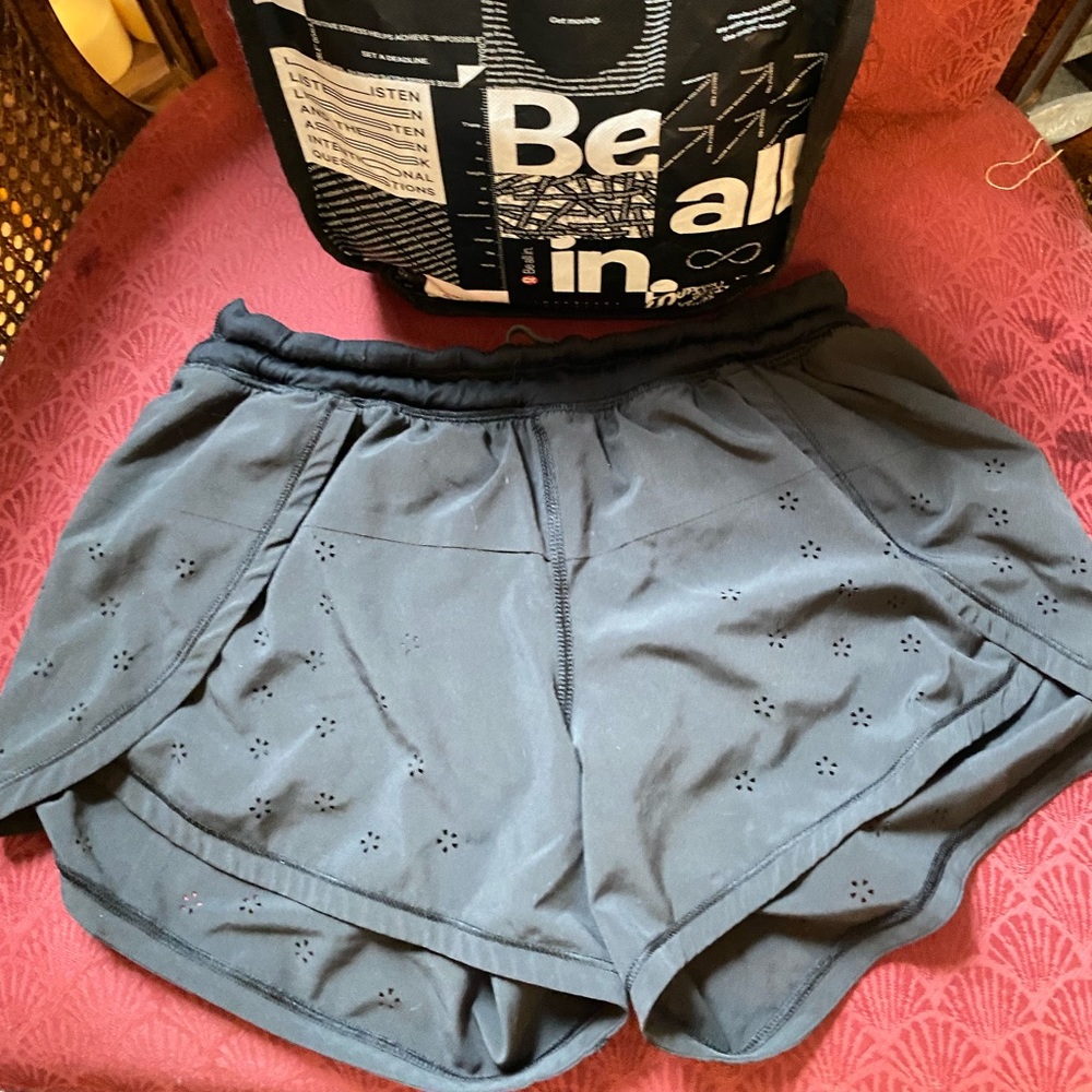 Lululemon Pace Setter Size 6